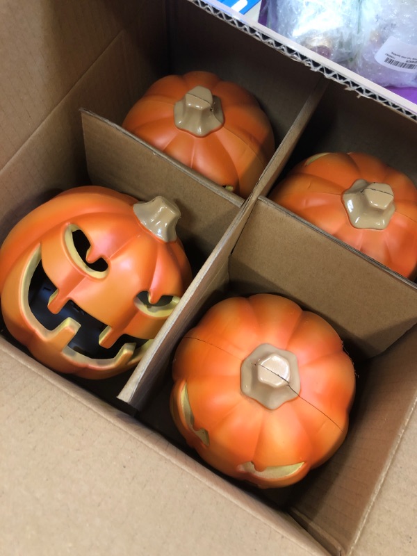 Photo 1 of 4 PCS BATTERY OPERATED PUMPKINS