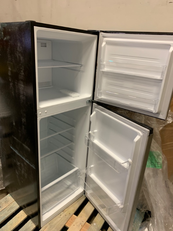 Photo 3 of 10.1 cu. ft. Top Freezer Refrigerator in Stainless Steel
