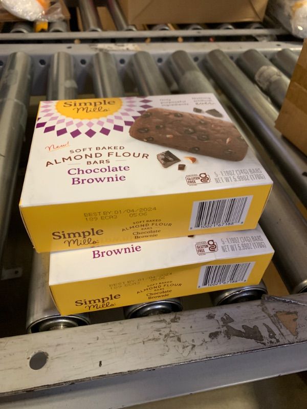 Photo 1 of 2 Pack Bundle Simple Mills Almond Flour Breakfast Bars, Chocolate Brownie - Gluten Free, Made with Coconut Oil, Chia Seeds, Sunflower Seeds, Flax Seeds, Healthy Snacks, 6 oz. (Pack of 1) Chocolate Brownie 1.19 Ounce (Pack of 5) - EXP 01/04/2024
