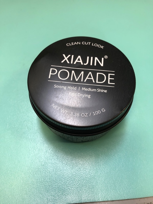 Photo 2 of XIAJIN Pomade for Men, Natural Ocean Scented Pomade, Strong Hold&Medium Shine Water Based Gel Like Flake Free Hair Gel - Easy To Wash Out - All Day Hold For All Hair Styles,3.38oz/100g(Natural Ocean)

