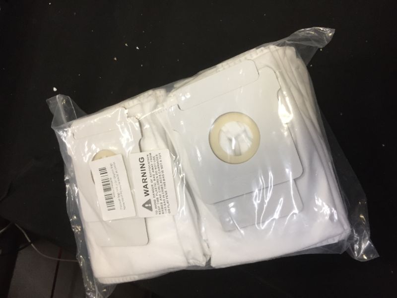 Photo 1 of 14 Pack i7 Vacuum Bags Compatible with iRobot Roomba Bags i & s & j Series, Replacement for iRobot Roomba i1+ i3+(3550) i4+ i6+ i7+ i7Plus j7+(7550) i8+ s9+ Vacuum with Automatic Dirt Disposal Bags
