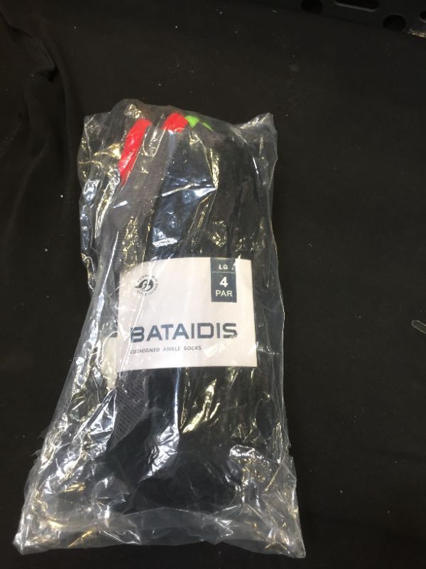 Photo 2 of bataidis 4 Pairs Mens Running Low Cut Cushioned Ankle socks,No Show Athletic Mens Socks Size 10-13
