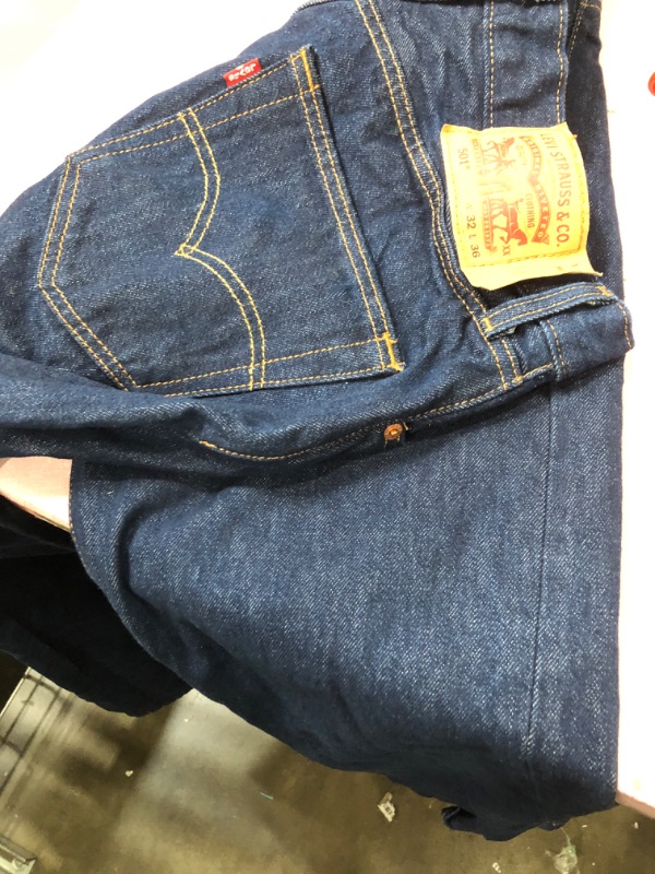Photo 1 of 501 blue levis size 32/36