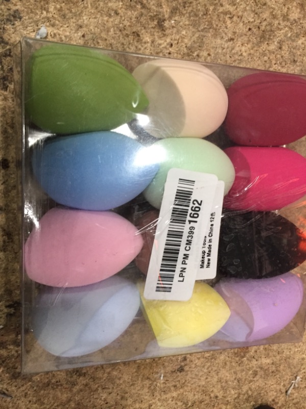 Photo 1 of MAKEUP SPONGES 12CT 