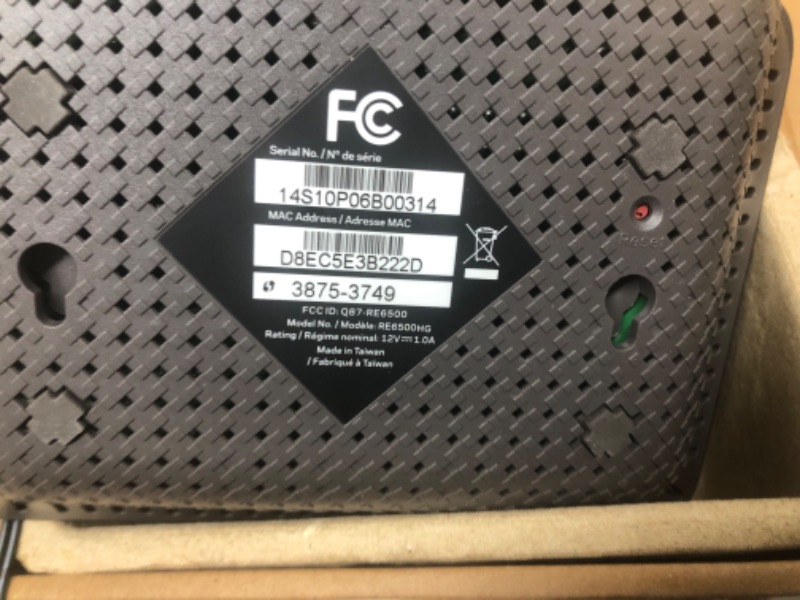 Photo 3 of Linksys WiFi Extender, WiFi 5 Range Booster, Dual-Band Booster with High-Gain Antennas, 10,000 Sq. ft Coverage, Speeds up to (AC1200) 1.2Gbps, Uninterrupted Streaming and Gaming - RE6500HG AC1200 (Speed) RE6500HG - 2,000 Sq. FT