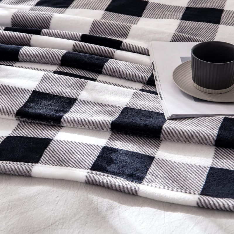 Photo 1 of 6 pack
Plaid Fleece Throw Blanket for Sofa Couch Bed, Black and White Checkered Decor, Super Soft Lightweight Cozy Warm Fuzzy Geometric Microfiber