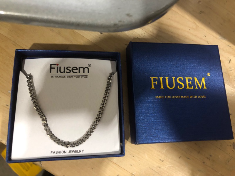 Photo 1 of **BROKEN LINK**SEE SECOND PHOTO FOR DAMAGE**
Fiusem  Silver Tone/ Plated Chains for Men, Mens Necklace for Men and Boys,
