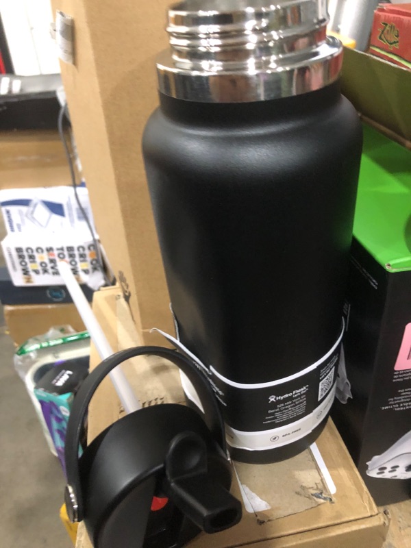 Photo 3 of **BOTTLE HAS LARGE INWARD DENT BUT NO CRACKS OR FRACTURES**
Hydro Flask Wide Mouth Straw Lid 32 Oz New Lid Black