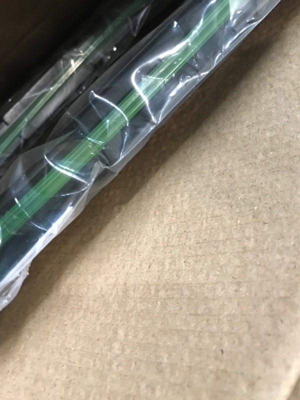 Photo 1 of OEM QUALITY 26" + 18" PARRATI Premium All-Season Windshield Wiper Blades (Set of 2) 26''+18''(Pair of Front Windshield)