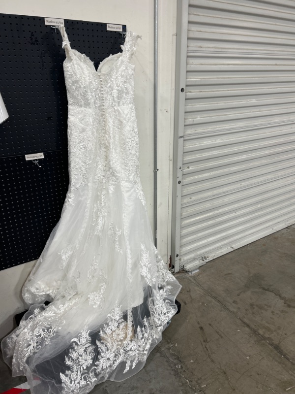 Photo 2 of ***SEE COMMENTS SECTION***
lavetir white wedding dress