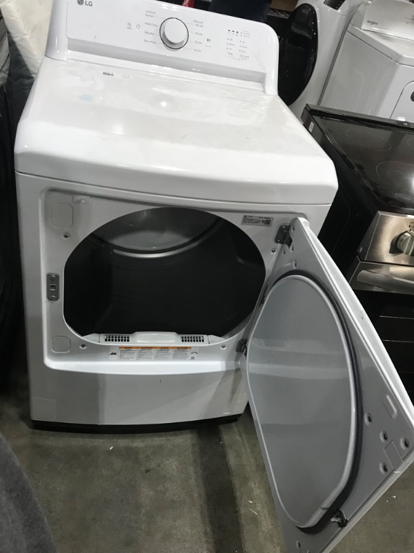 Photo 7 of LG 7.3-cu ft Electric Dryer (White) ENERGY STAR