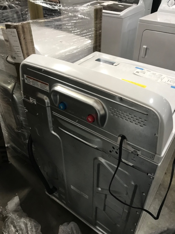 Photo 1 of Amana 3.8-cu ft High Efficiency Agitator Top-Load Washer (White)