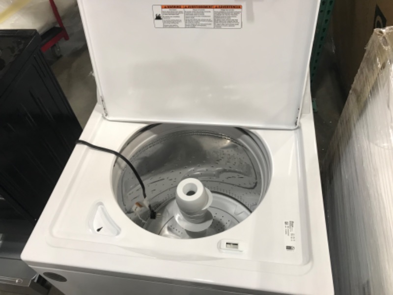 Photo 6 of Amana 3.8-cu ft High Efficiency Agitator Top-Load Washer (White)