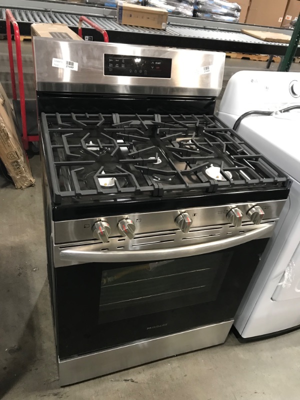 Photo 2 of Frigidaire 30-in 5 Burners 5.1-cu ft Freestanding Natural Gas Range (Stainless Steel)