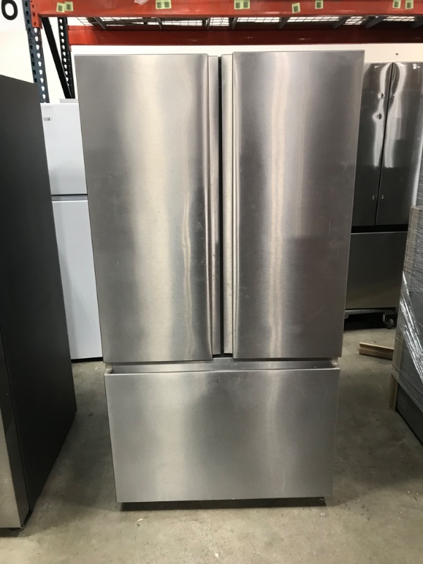 Photo 2 of Hisense 26.6-cu ft French Door Refrigerator with Ice Maker