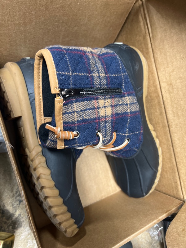 Photo 2 of ***SEE NOTE*** STQ Womens Winter Duck Boots Waterproof Cold Weather Snow Boots 7 A Navy/Tan