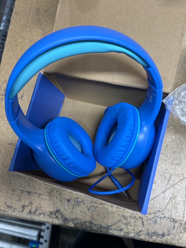 Photo 2 of gorsun Premium A66 Kids Headphones with 85dB/94dB Volume Limited, in-line HD Mic, Audio Sharing, Foldable Toddler Headphones, Adjustable, Children Headphones Over-Ear for School Travel, Blue