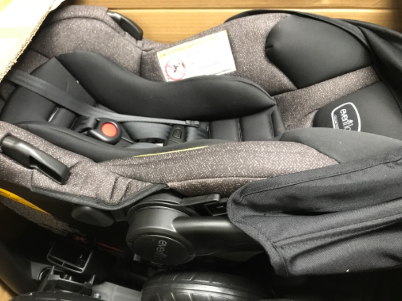 Photo 3 of ***USED - NO PACKAGING***
Evenflo Pivot Modular Travel System with LiteMax Infant Car Seat with Anti-Rebound Bar (Casual Gray)