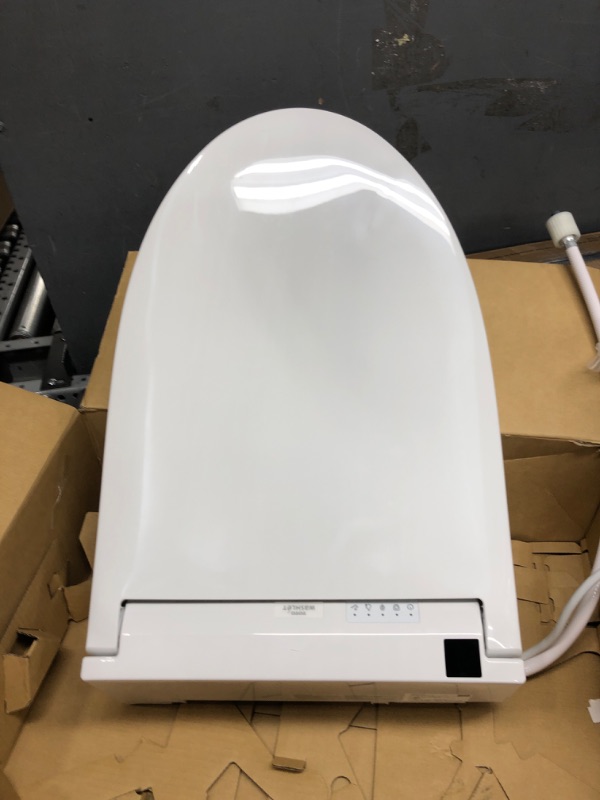 Photo 3 of ***CRACKED - SEE PICTURES - POWERS ON - UNABLE TO TEST FURTHER***
TOTO SW3084#01 WASHLET C5 Electronic Bidet Toilet Seat with PREMIST and EWATER+ Wand Cleaning