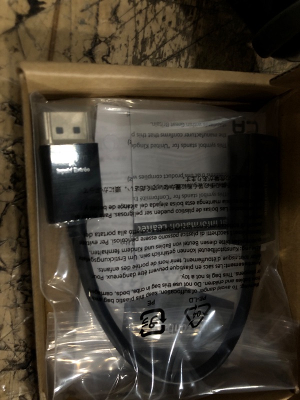 Photo 2 of Amazon Basics DisplayPort to HDMI Adapter (4k@60Hz) 4K/60Hz DisplayPort