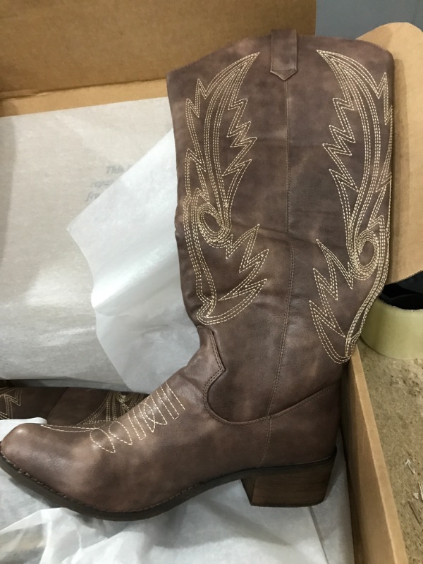 Photo 2 of SheSole Women's Wide Calf Western Cowgirl Cowboy Boots