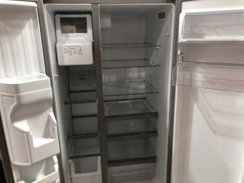 Photo 2 of Whirlpool 21.4-cu ft Side-by-Side Refrigerator with Ice Maker (Fingerprint Resistant Stainless Steel)
