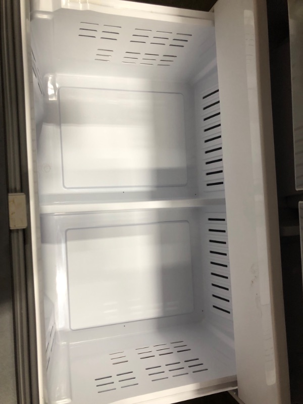 Photo 3 of Samsung Mega Capacity 31.5-cu ft Smart French Door Refrigerator with Dual Ice Maker (Fingerprint Resistant Stainless Steel) ENERGY STAR
