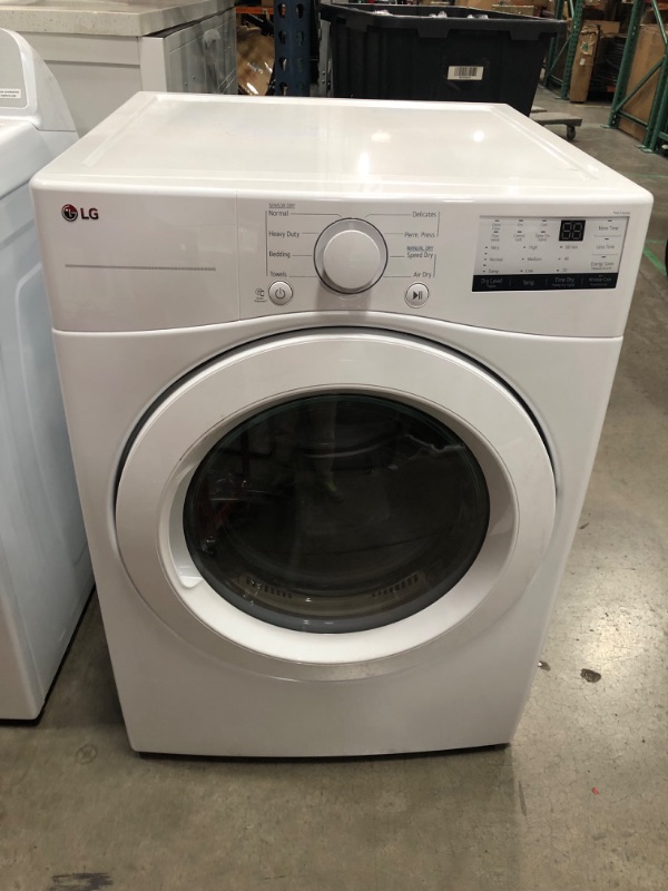 Photo 4 of LG 7.4-cu ft Stackable Electric Dryer (White) ENERGY STAR
