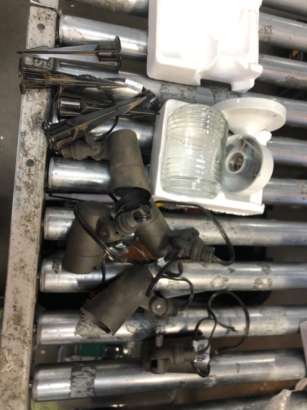 Photo 1 of 5 Piece Outdoor Light Miscellaneous