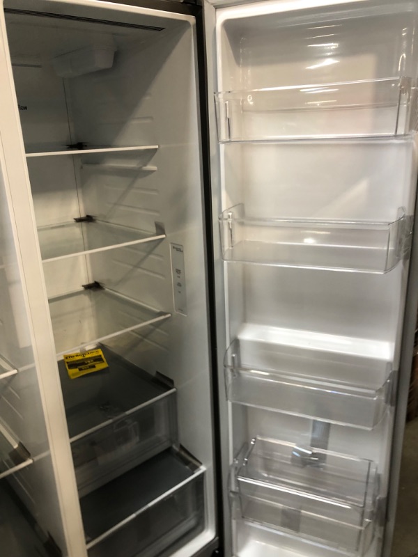 Photo 9 of LG 27.6-cu ft Side-by-Side Refrigerator with Ice Maker (Printproof Stainless Steel)
