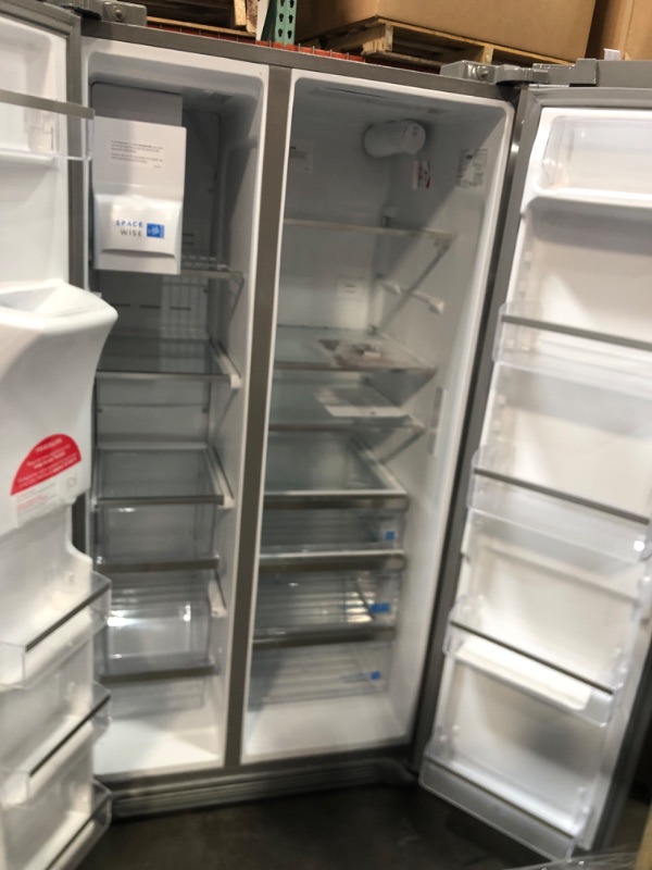 Photo 7 of Frigidaire Gallery 25.6-cu ft Side-by-Side Refrigerator with Ice Maker (Fingerprint Resistant Stainless Steel) ENERGY STAR
