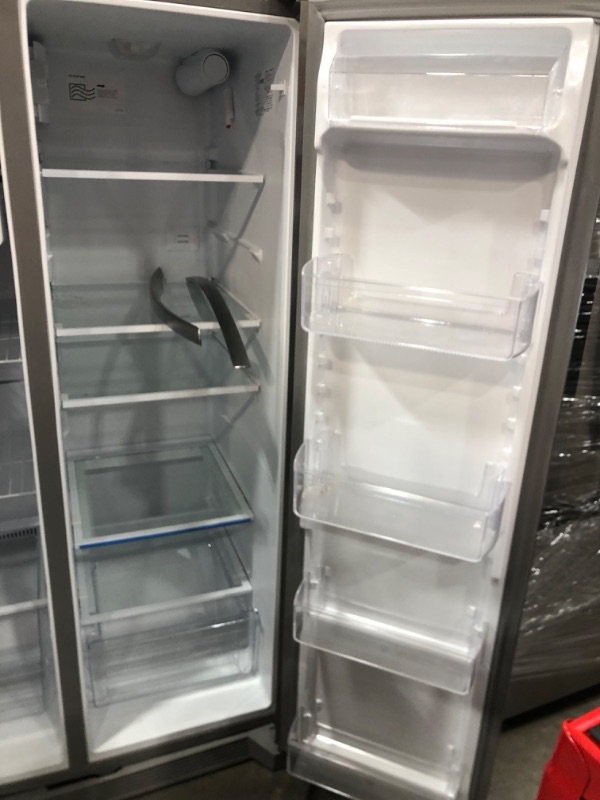 Photo 4 of Frigidaire 25.6-cu ft Side-by-Side Refrigerator with Ice Maker (Fingerprint Resistant Stainless Steel) ENERGY STAR
