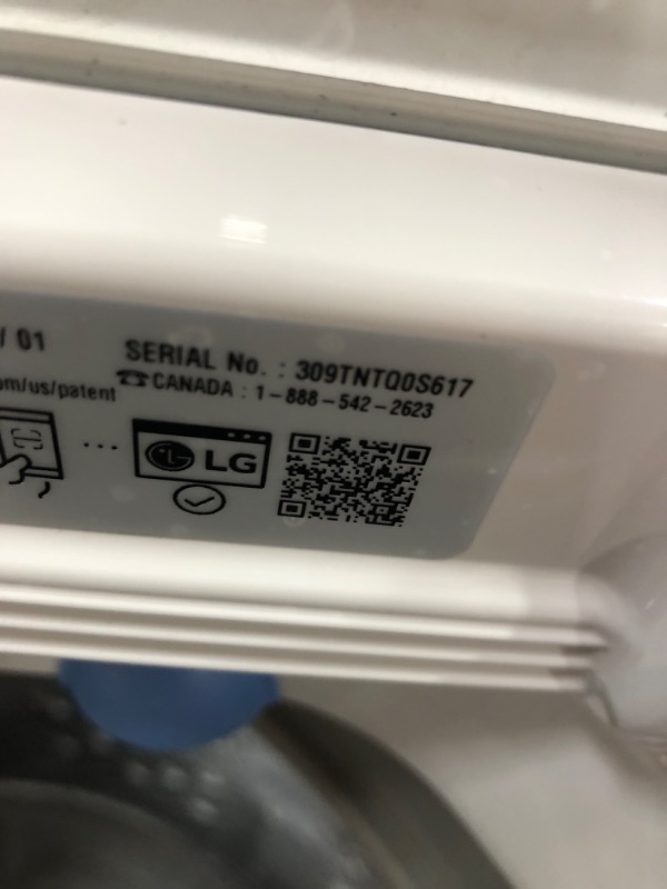 Photo 2 of LG 4.8-cu ft High Efficiency Agitator Top-Load Washer (White) ENERGY STAR
