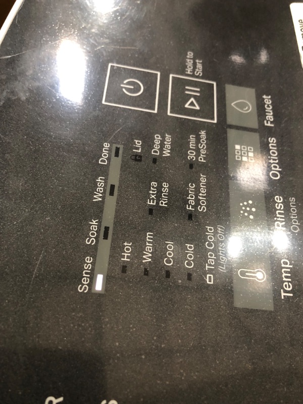 Photo 10 of ***USED - SCRATCHED AND DIRTY - MAKES GRINDING NOISE WHEN TURNED ON - UNABLE TO TROUBLESHOOT***
Whirlpool 2 in 1 Removable Agitator 4.7-cu ft High Efficiency Impeller and Agitator Top-Load Washer (White)
