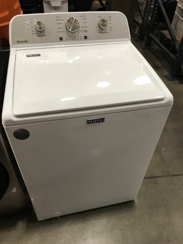 Photo 2 of Maytag 4.5-cu ft High Efficiency Agitator Top-Load Washer (White)
