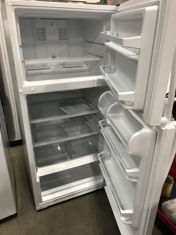 Photo 5 of ***NOT FUNCTIONAL - FOR PARTS ONLY - NONREFUNDABLE - SEE COMMENTS***
Whirlpool 14.3-cu ft Top-Freezer Refrigerator (White)
