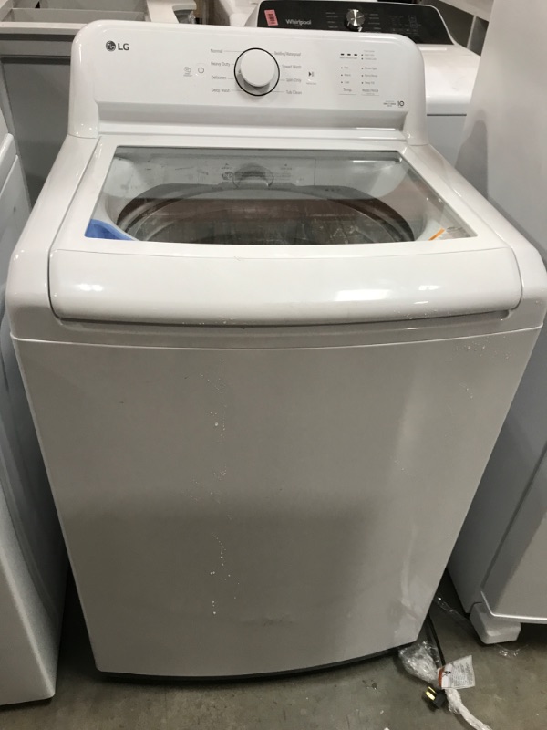 Photo 2 of LG 4.1-cu ft Agitator Top-Load Washer (White)
