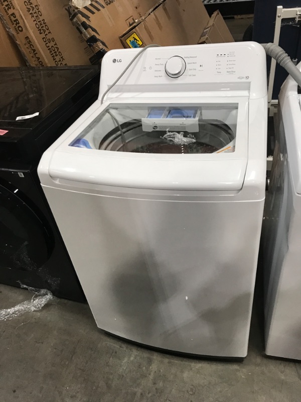 Photo 5 of LG 4.1-cu ft Agitator Top-Load Washer (White)
