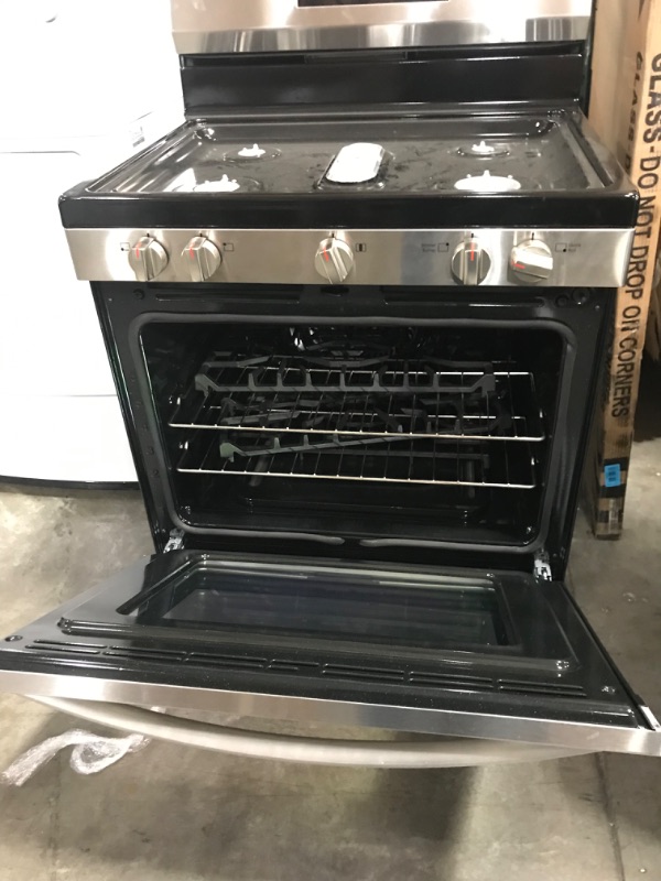 Photo 3 of Frigidaire 30-in 5 Burners 5.1-cu ft Self-cleaning Air Fry Convection Oven Freestanding Natural Gas Range (Stainless Steel)
