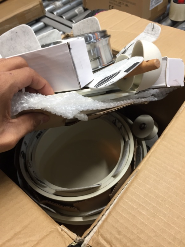 Photo 1 of 21 Piece Cookware Set