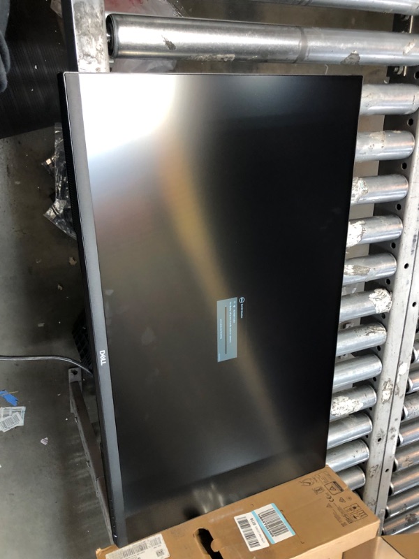 Photo 1 of Dell 32 Inch 4K Monitor, UHD (3840 x 2160), 60Hz, Dual HDMI 2.0, DisplayPort 1.2, 4ms Gray-to-Gray in Extreme Mode, 1.07 Billion Colors, SE3223Q - Black 31.5 Inches SE3223Q
