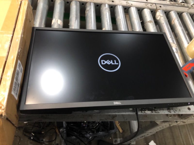 Photo 3 of Dell 24 inch Monitor FHD (1920 x 1080) 16:9 Ratio with Comfortview (TUV-Certified), 75Hz Refresh Rate, 16.7 Million Colors, Anti-Glare Screen with 3H Hardness, Black - SE2422HX 24 Inches SE2422HX