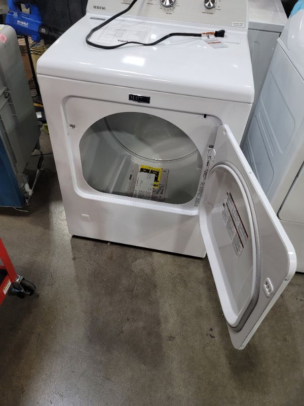 Photo 3 of Maytag - 7.0 Cu. Ft. Gas Dryer with Wrinkle Prevent - White
