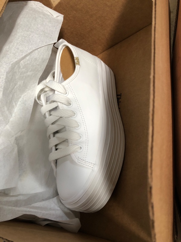 Photo 2 of Keds womens Triple Up Leather size  5 White Leather