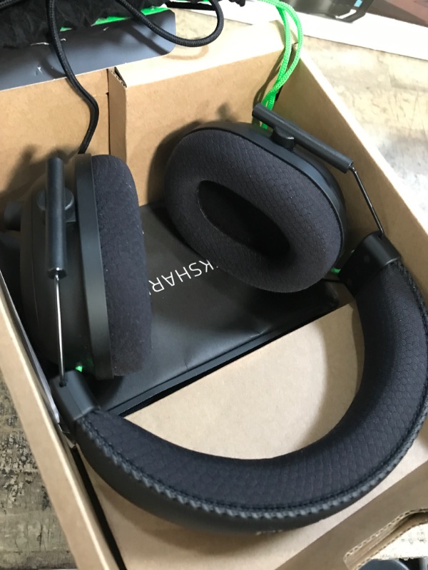 Photo 2 of Razer BlackShark V2 Gaming Headset: THX 7.1 Spatial Surround Sound - 50mm Drivers - Detachable Mic - PC, PS4, PS5, Switch, Xbox One, Xbox Series X & S, Mobile - 3.5 mm Audio Jack & USB DAC - Black Classic Black