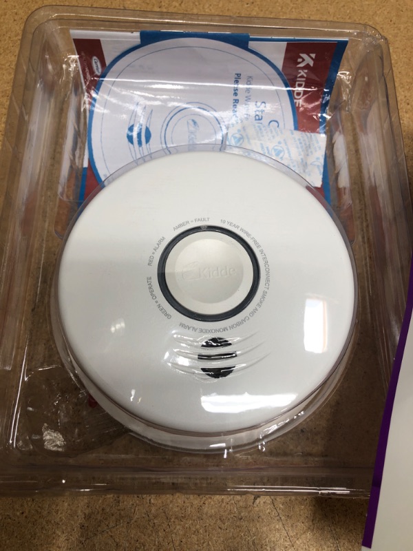 Photo 2 of 10 Year Worry-Free Sealed Battery Combination Smoke and Carbon Monoxide Detector with Wire-Free Interconnect