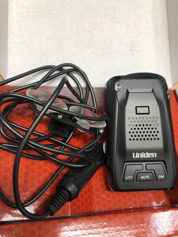 Photo 1 of Uniden DFR1 Long-Range Laser/Radar Detector
