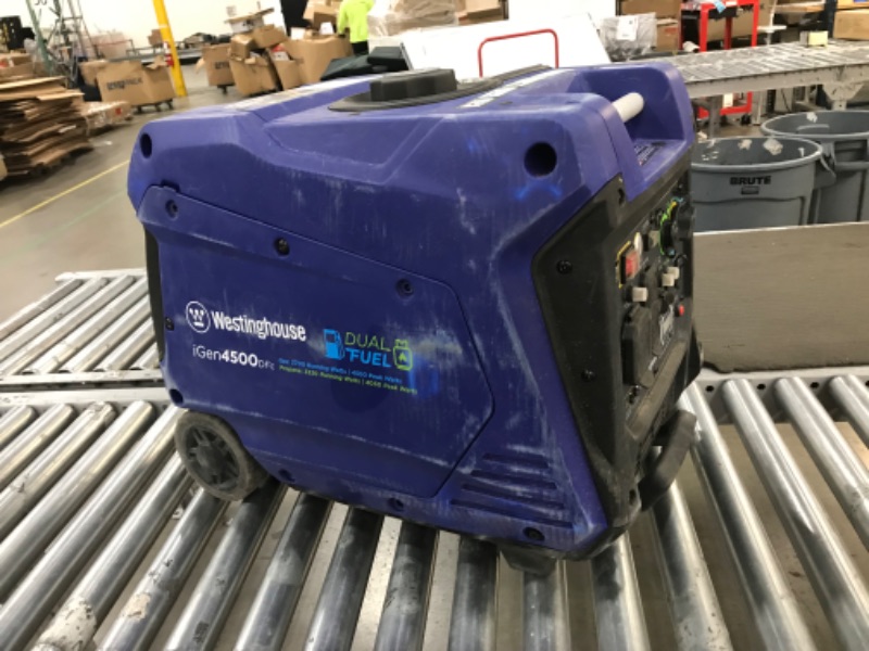 Photo 2 of ***USED - MAJOR DAMAGE - SEE COMMENTS***
Westinghouse Outdoor Power Equipment 4500 Peak Watt Super Quiet Portable Inverter Generator