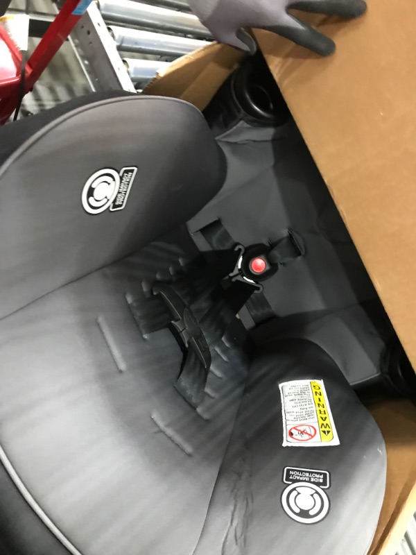 Photo 1 of Cosco Onlook 2-in-1 Convertible Car Seat, Rear-Facing 5-40 pounds and Forward-Facing 22-40 pounds and up to 43 inches, Black Arrows