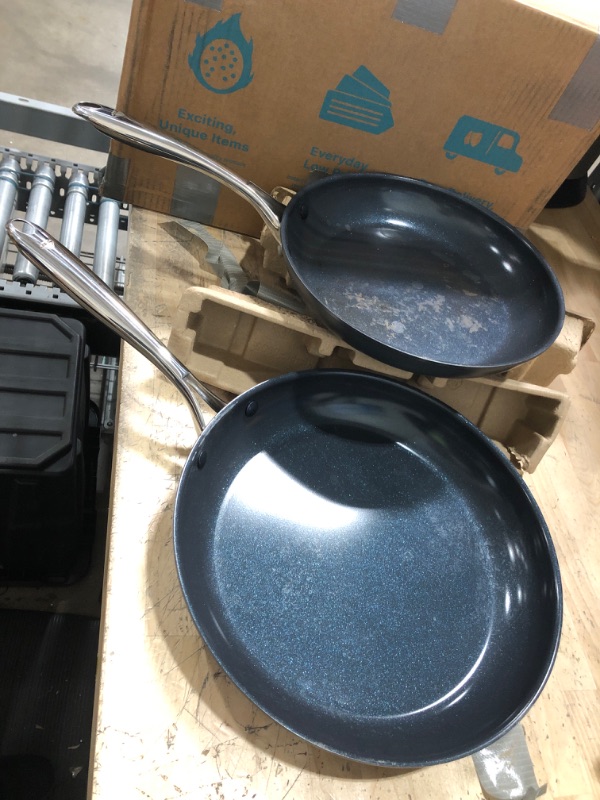 Photo 1 of 2 pc cooking pan set 